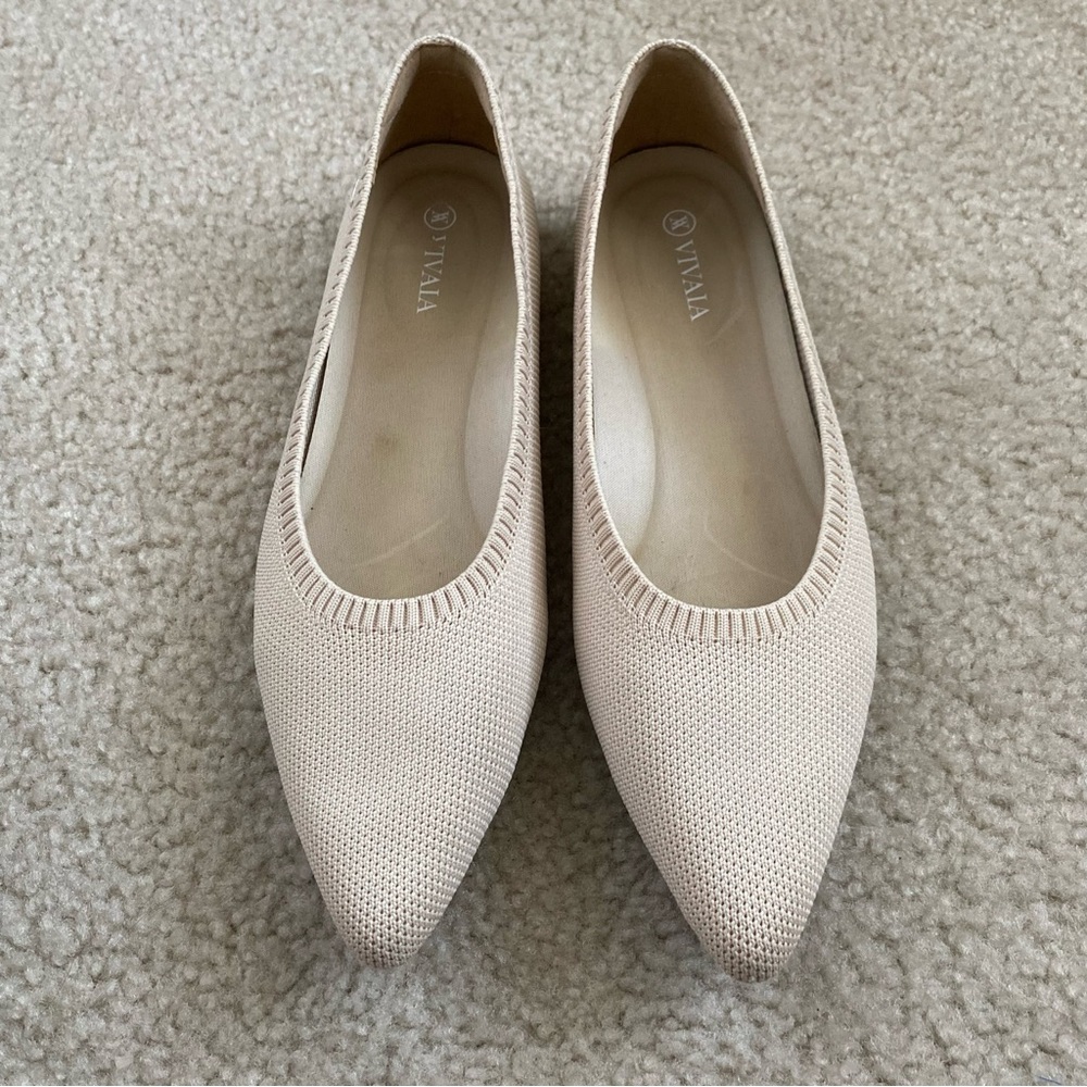 VITALIA Women's Cream Flats
